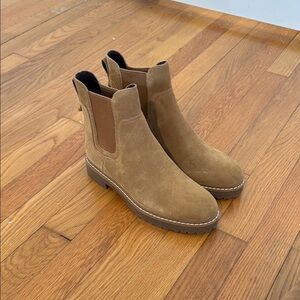 New Cole Haan Chelsea Boots 7.5